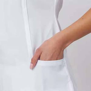 ชุดขัดผิวด้านบนพิมพ์ลายสำหรับผู้หญิงและผู้ชายชุดวิ่งพยาบาลปรับแต่งได้ทันสมัย - Product Image 4