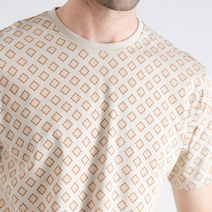 T-shirt uni en coton 100% pour homme, tricoté, personnalisé, de haute qualité, streetwear, imprimé, fabriqué au Pakistan - Product Image 6