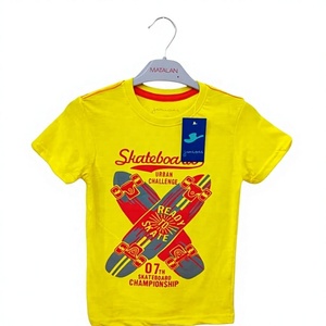 T-shirt noir à manches courtes en polyester/coton tricoté avec imprimé galaxie et motif planète pour enfants, vêtements décontractés - Product Image 2