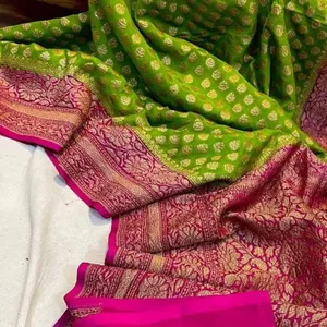 Los saris indios con bordes de trabajo Gotapatti C-pallu con estampado a juego son un sari de fiesta de boda extremadamente hermoso