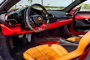 2024 296 GTB AWD Coche de bajo kilometraje, transmisión automática, volante a la izquierda, gasolina, turbo, cuero, R18, en buen estado - Product Image 4