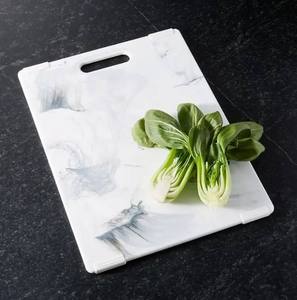 Planche à découper en marbre blanc au design élégant, en forme de feuille, pour la cuisine, la maison et les hôtels - Product Image 6