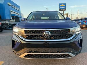 Offre Spéciale : Volkswagen Taos SE FWD 2023 d'occasion – Prêt à être expédié - Product Image 1