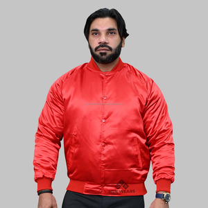 Chaqueta universitaria de satén personalizada para hombre, cuello levantado con letras bordadas, chaqueta deportiva de invierno recubierta de precio de fábrica, tiras de colores - Product Image 1