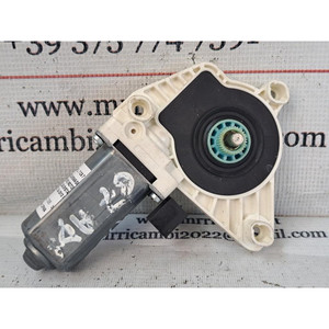 MOTOR ELÉCTRICO PARA VENTANA DELANTERA DERECHA VOLKSWAGEN Golf 7 Sedán 5Q4959802B (12>) - Product Image 1