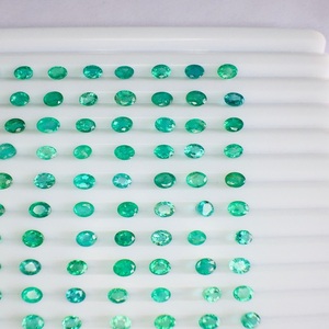 มรกตธรรมชาติที่งดงามจากแซมเบียรูปร่าง AAA พลอยสีเขียววาวสำหรับทำเครื่องประดับได้รับการรับรองว่าไม่ได้ให้ความร้อน - Product Image 5