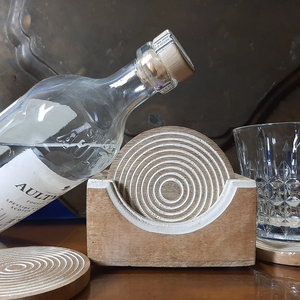 Sous-verres décoratifs en bois surface mate design cercle blanc pour les boissons fabriquées à partir de bois de haute qualité conçu au toucher naturel unique - Product Image 4