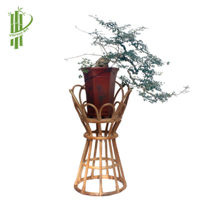 Présentoir de pots de fleurs en rotin de style amour peint à la main de cadeau d'affaires en bambou - Product Image 3