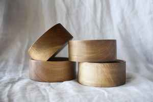 Ensemble de bougeoirs en bois d'acacia artisanal, vente chaude, design minimaliste moderne, pour table et accents d'intérieur - Product Image 3