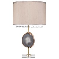 Lampes de table élégantes en aluminium au design ancien fabriqué à la main pour la décoration intérieure moderne avec un éclairage ambiant chaleureux pour les salons