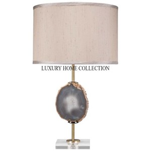 Lampes de table élégantes en aluminium au design ancien fabriqué à la main pour la décoration intérieure moderne avec un éclairage ambiant chaleureux pour les salons - Product Image 2