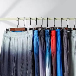 Short athlétique pour garçons Basketball en maille Vêtements pour jeunes Sports pour enfants Équipement actif avec poches - Product Image 2