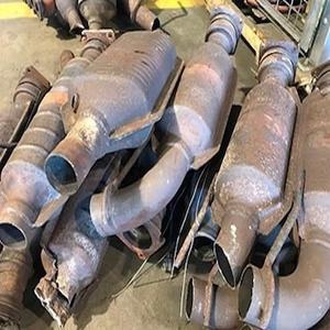 Catalyseur d'échappement en métal de rebut 3,0 L 17-20 Y3/ Acheter des catalyseurs de rebut de haute qualité - Product Image 2