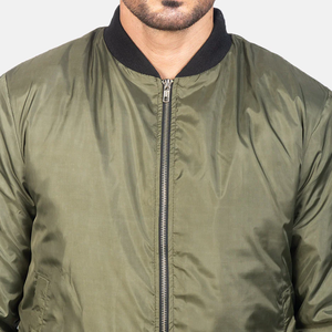 แจ็คเก็ตบอมเบอร์สีเขียวมะกอกแบบคลาสสิกสำหรับทุกเพศ คุณภาพพรีเมียม เหมาะสำหรับฤดูหนาว สไตล์ลำลองในเมือง แต่งขอบผ้าขนสัตว์ - Product Image 6