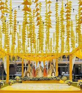 สามเหลี่ยมมาลัยกระดาษรู้สึกถึงฮาลดี้ Mehndi Sangeet ฉากหลังแต่งงานปาร์ตี้ปีใหม่เจ้าสาวอาบน้ำประดับสถานรับเลี้ยงเด็ก