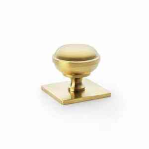 Poignées de porte en laiton coulé en métal durables élégantes et parfaites pour les intérieurs de maison modernes ou classiques - Product Image 1