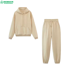 Conjunto Deportivo de Buena Calidad en Colores Claros, Sudadera con Estampado Tie Dye y Pantalones de Chándal 100% Algodón, Grueso y Transpirable - Product Image 2