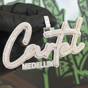 Colgante de Plata de Ley 925 Personalizado con Forma de Dibujo Animado, con Moissanita VVS, Corte Princesa Real, Estilo Hip Hop, Chapado en Oro - Product Image 2