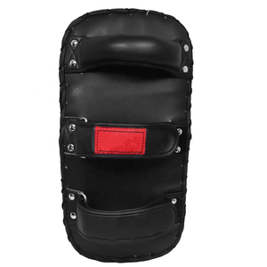 Pads de frappe en cuir noir pour la boxe, les pads de bras Strike-Shield Focus pour l'entraînement de Muay Thai et de Taekwondo - Product Image 5
