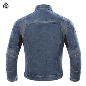 Chaqueta vaquera de moda Streetwear, chaqueta de invierno vaquera frontal con botones rasgados de diseño personalizado de alta calidad para hombre - Product Image 3
