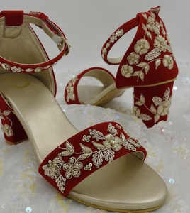 Meilleures ventes pour Noël Chaussures de mariée de haute qualité, de grande et moyenne taille à fond plat, de meilleure couleur pour robes de mariée - Product Image 2