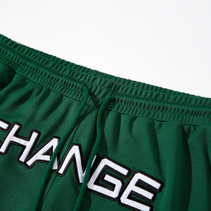 Pantalones cortos de baloncesto verdes personalizados, transpirables, de secado rápido y sublimados, talla XS para niños, patrón de ropa deportiva con logotipo - Product Image 4