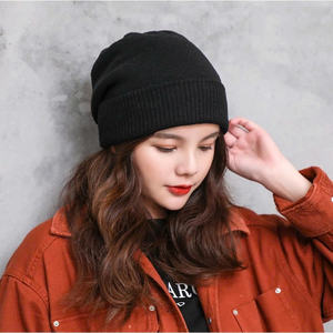 Chapeau d'hiver en laine pour femme, chaud, en laine tricotée douce, couleur unie, style de mode coréen - Product Image 5