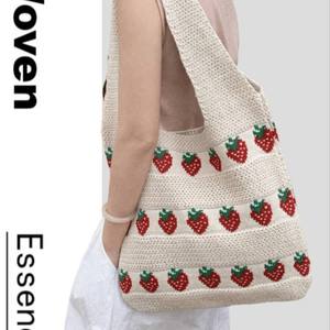 Bolso de Hombro de Ganchillo para Mujer, Gran Capacidad, Otoño e Invierno, Diseño Popular de Fresas, Venta al Por Mayor - Product Image 6