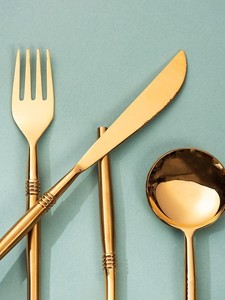 Juego de cubiertos de metal dorado de lujo para restaurante, hotel, hogar, bodas y regalos, uso a un precio razonable - Product Image 4