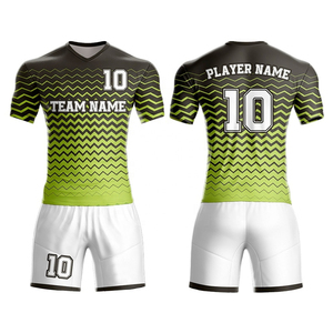 New Custom Made Professional Men Soccer Uniform OEM Service Custom Logo Men Soccer Uniforms for Sports Wear - Product Image 4