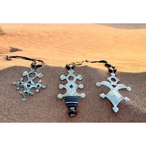 Joyería Coleccionable Vintage Tuareg de Estilo Transcultural - Product Image 2