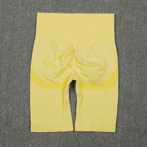 Shorts de sport Active Scrunch Booty, tissu extensible doux et respirant, design confortable, parfait pour la salle de sport, la remise en forme, les séances de yoga - Product Image 6