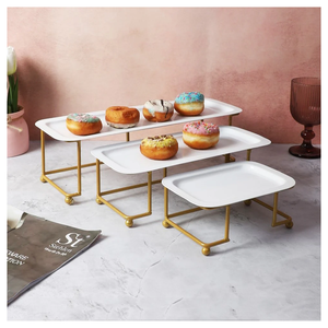 Dernier arrivage Plateau en verre métallique fini doré Fournisseur et fabricant Plateau rectangulaire en métal et en verre fantaisie pour la décoration intérieure - Product Image 2