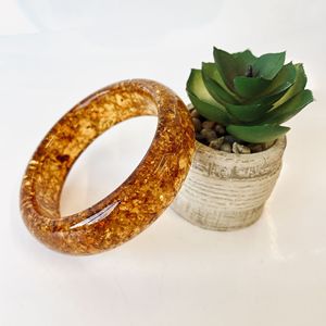 Bracelet jonc en ambre cognac doré, 60 mm, ambre baltique naturel ; Bracelet jonc en ambre couleur cognac naturel - Product Image 1