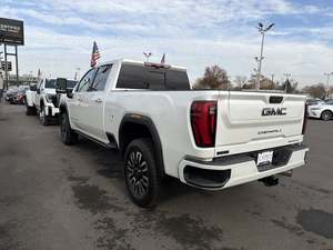 GMC Sierra 2500HD Denali Ultimate Crew Cab 4WD Diesel Automatique R20 Cuir Foncé Gauche, Occasion 2024 - Product Image 5