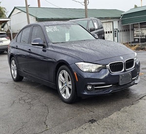 Offre exceptionnelle : BMW Série 3 28i berline RWD d'occasion 2020 - Product Image 1