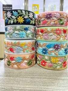 ผ้าลูกไม้ปักลายดอกไม้ขนาด1.25นิ้วถึง2นิ้วมีสีเหลืองอ่อนสีฟ้าอ่อนสีม่วงอ่อนและอื่นๆตามสั่ง - Product Image 5