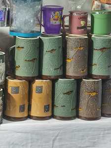 ชุดกาแฟพร้อมจานรอง แก้วพอร์ซเลนรูปหัวใจเคลือบสีน้ำเงินขาว สไตล์นอร์ดิก พร้อมโลโก้สั่งทำพิเศษ ใช้กับเครื่องล้างจานและไมโครเวฟได้ - Product Image 3