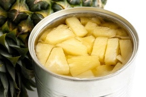 Trozos y Bocados de Piña Enlatados Premium en Sirope para Smoothies, Cócteles y Bebidas, con Tapa de Fácil Apertura - Product Image 3