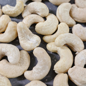 Noix de cajou d'origine du Vietnam WW450 SANTIGO Noix de cajou Kaju W450 Noix de cajou - Product Image 1