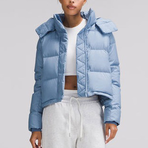 Ropa de invierno de alta calidad para mujer, chaqueta acolchada personalizada, Top corto hinchado, abrigo de burbujas, chaqueta acolchada para niñas - Product Image 1