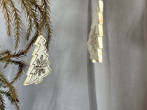 Bola de Navidad blanca y dorada de 8 cm y adornos de árbol Decoración de árbol colgante festiva para la temporada - Product Image 4