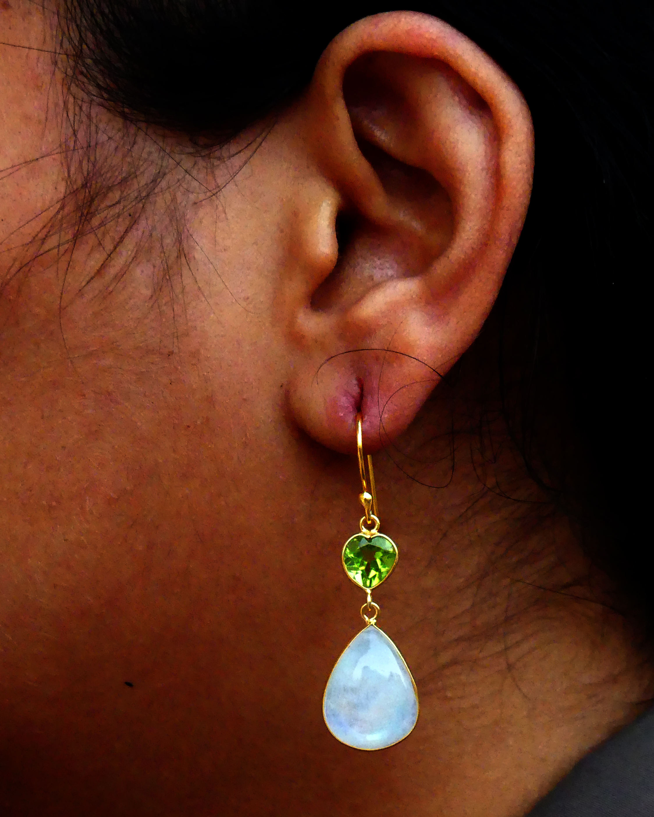 สีเขียว