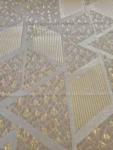 Tissu jacquard en polyester ultra doux turc 100% polyester pour les vêtements de fil de spécialité en brocart métallique fantaisie pour filles - Product Image 3