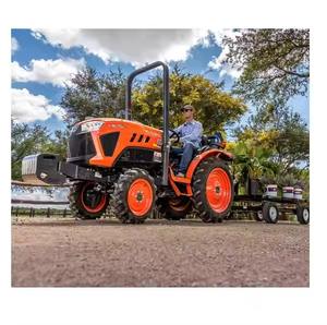 Meilleur prix pour une utilisation professionnelle du tracteur Kubota M954KQ 95HP 4WD avec transmission robuste et pompe Agriculture fiable - Product Image 4