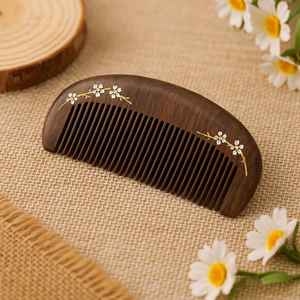 Peine de Madera Ecológico de Dientes Anchos, Pulido, Desenredante para Cabello Largo, Cabello Rizado y Cuidado de la Barba - Product Image 3