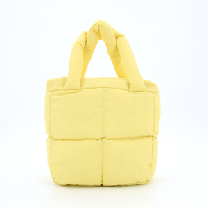 <span class=keywords><strong>2026</strong></span> 女式迷你软垫蓬松购物手提包 带绗缝的肩背包 - Product Image 1