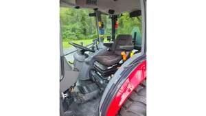 Tractor Usado Multifuncional Massey Ferguson 1736 4WD 2017 con Motor, Bomba, Caja de Cambios, Rodamientos y Cargador de Ruedas para Agricultura - Product Image 4
