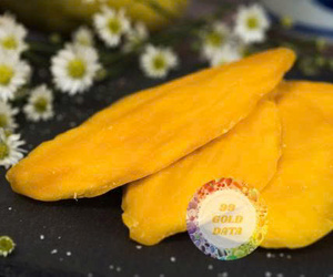 Tiras de mango secas naturales de Vietnam, calidad de exportación, textura suave, producto de aperitivos de frutas tropicales, Mango Seco de Vietnam - Product Image 1