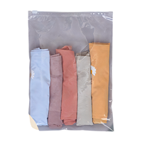 Emballage en plastique Sacs à fermeture éclair avec logo imprimé Petits sacs à fermeture éclair T-shirt Sac à fermeture éclair personnalisé Fournisseur vietnamien auto-emballage